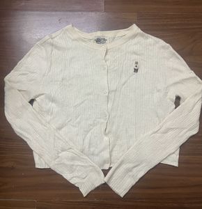 WHO.A.U Korean Ribbed Bear Embroidered Cropped Car
