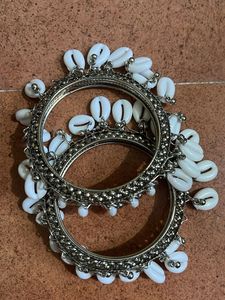 Boho Chic Cowrie Shell Bangles