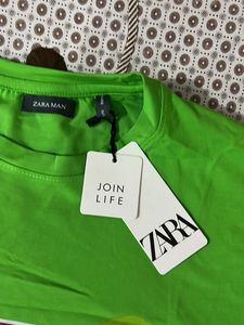 Compression Zara Tee With Tag