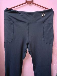 Flared bootcut pants for gym