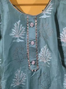 Green Embroidered Kurta