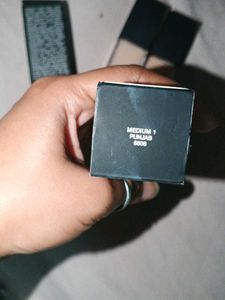 Combo NARS Natural Radiant Longwear Foundation
