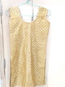 Gold Embellished Salwar Kameez