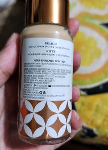 Just Herbs Hydrating Skin Tint Medium Coverage
