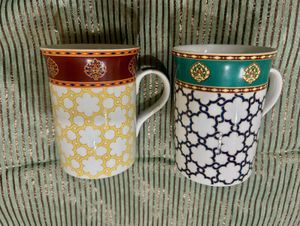New Set of 2 Decorative Coffee Mugs