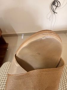 Stylish Beige Cross-Strap Sandals