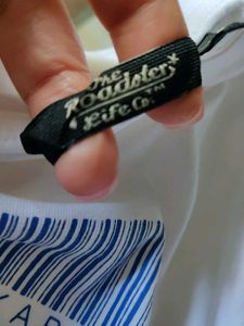 The Roadster Life Co. White crop T-Shirt