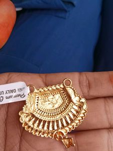 Elegant Gold Pendant