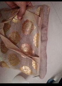 DUPATTA WITH HAND BAG