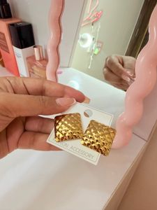 Gold Square Textured Earrings BRAND NEW
