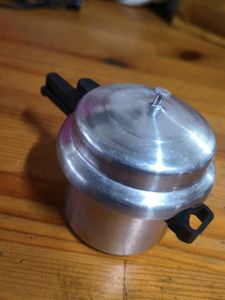 Aluminum Pressure Cooker - Toy