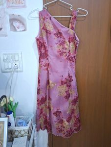 Chic Floral One-Shoulder Dress
