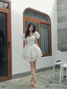 White Floral Jacquard Puff-Sleeve Mini pintresty D