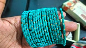 Glass Bangles set Velvet