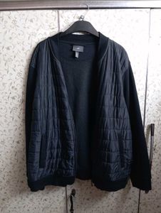 H&amp;M Men Black Quilted Bomber Jacket