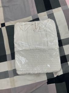 size (M) Chic White Smocked Puff Sleeve Top