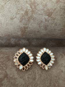 Designer Black &amp; Mirror Stud Earrings