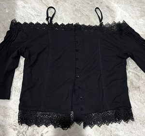 Lace Trim Off-Shoulder Top