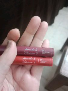 2 Mamaearth Matte Longstay Lipsticks (2 Shades)