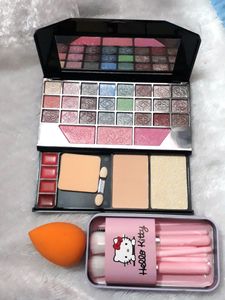 Eyeshadow palette Combo