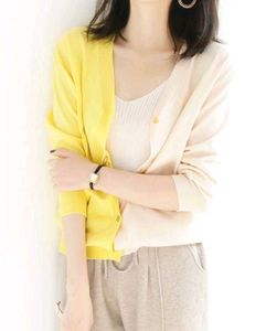 elllow white cardigan 💛🤍 ( H and M) 🤩?
