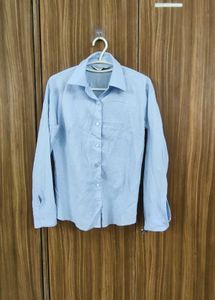 Light Blue Collared Button-Up Shirt