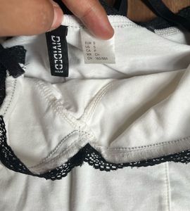 H&amp;M White Lace Trim Camisole Top