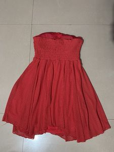 Chic Red Strapless Party Dress