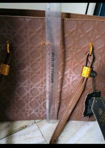 🆕Stylish Brown Tote Bag with Bear Charm
