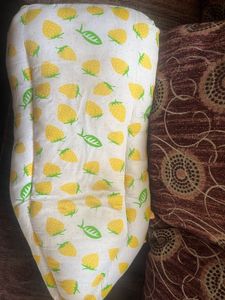 combo each Baby Nest Lounger with Strawberry Prin