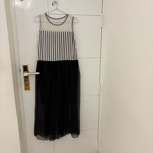 Chic Striped Tulle Midi Dress