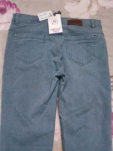 Light Wash High Rise Jeans