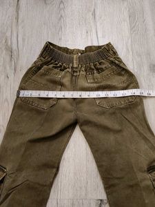 Ma2947 Sabrin cargo jeans waist 22-24 inches