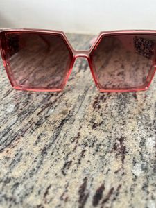 Stylish Pink Shaded Sunglasses For Women