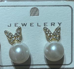 Pearl Drop Butterfly Earrings ✨