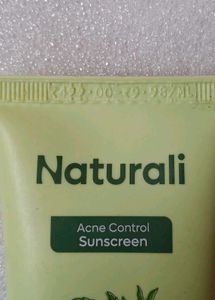 Naturali Acne Control Sunscreen