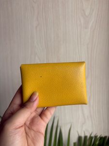 MINISO YELLOW WALLET ✨