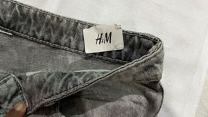 H&amp;M Grey Wide Leg Highwaist Jeans size : 32