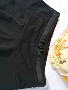 Black mini skort