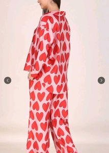 🚨SALEE!!! masha Pink Heart Print Satin Night Suit