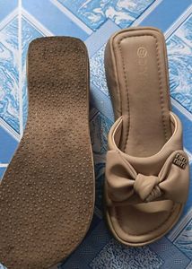 Cute Bow wedge Sandals