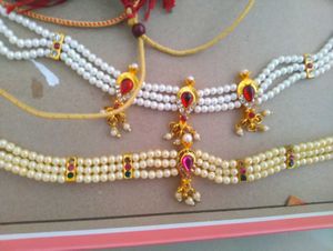 pearl necklace