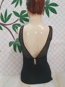 (700)Black Lace V-Neck Tank Top