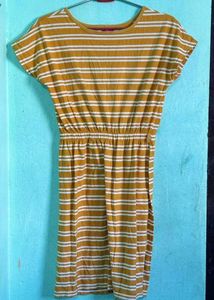 Chic Yellow Striped Dress