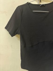 Ribbed Cropped T-shirt