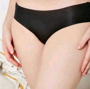 Seamless Briefs