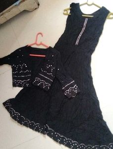 Elegant Black Kurta Set with Embellishments Navrat