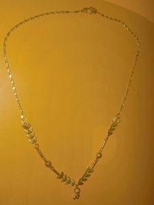 Elegant Leaf Design Necklace Set