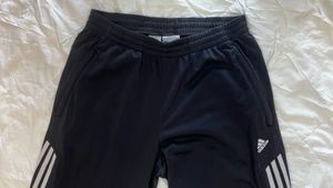 Men’s Addidas straight fitt lower