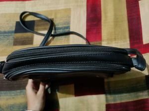 SALE 💰 Black Crossbody Bag